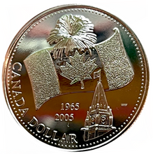 2005 Canada Silver Brillant Uncirculated Dollar-40th Anniversary of the National Flag
